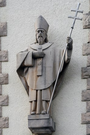 성 메토디오_photo by Peter Zeliznak_on the facade of the Church of Sts Cyril and Methodius in Terchova_Slovakia.jpg